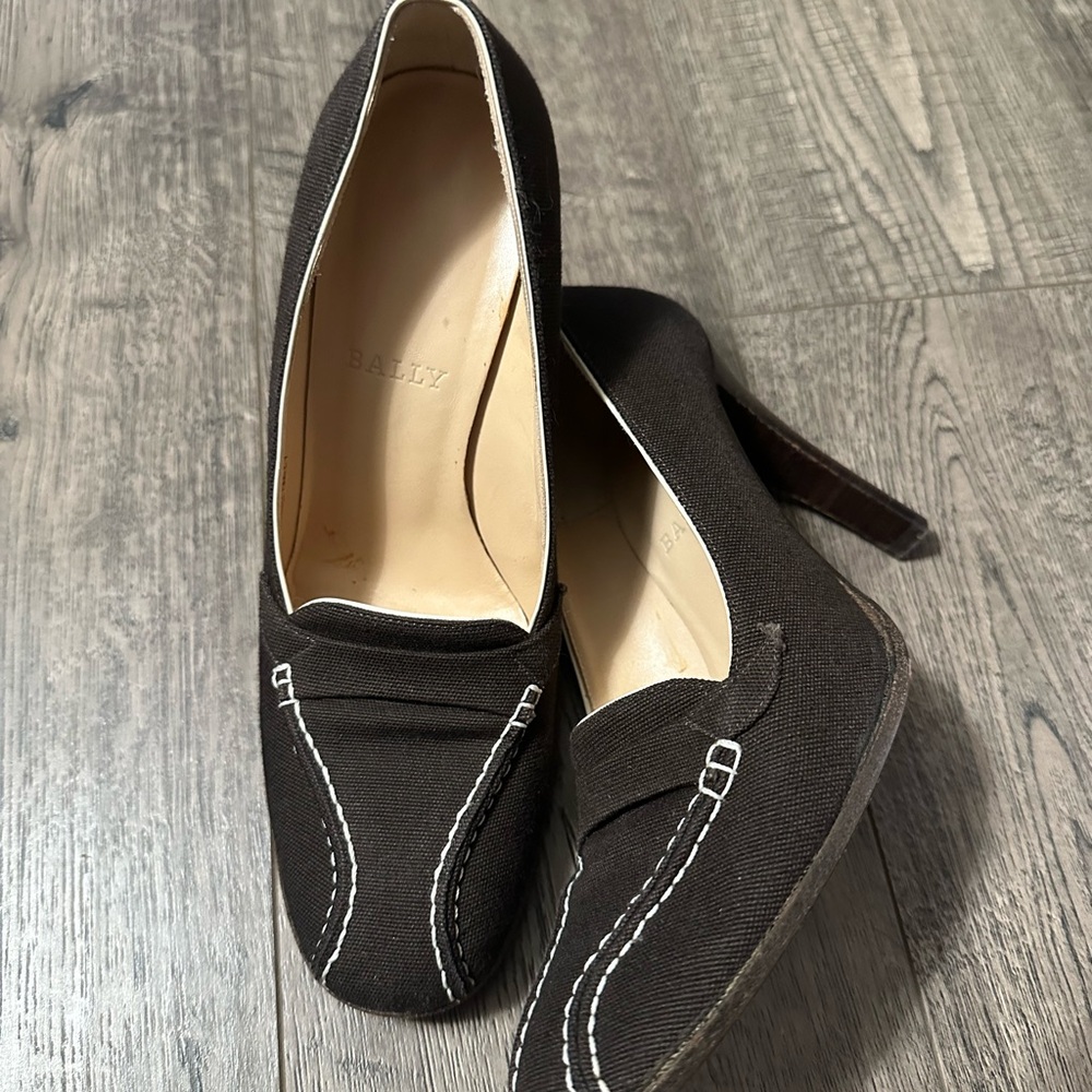 Bally brown heels GUC 4.5 M